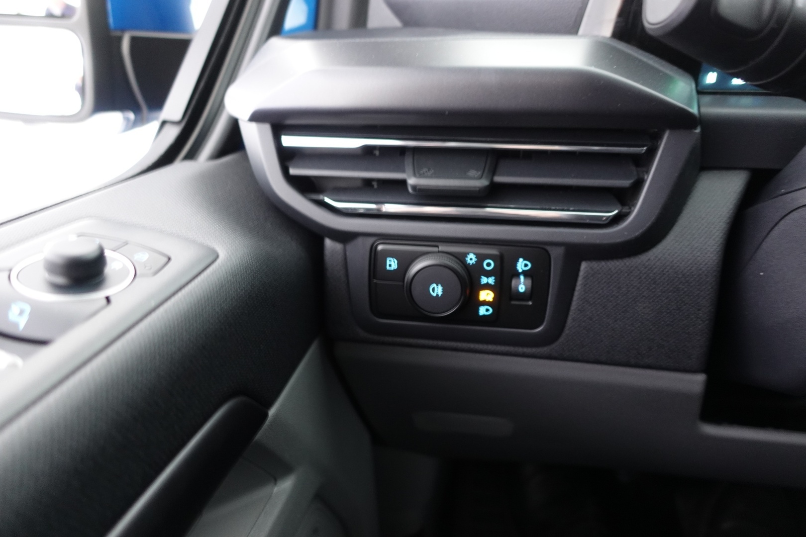 FORD TOURNEO CUSTOM 2026