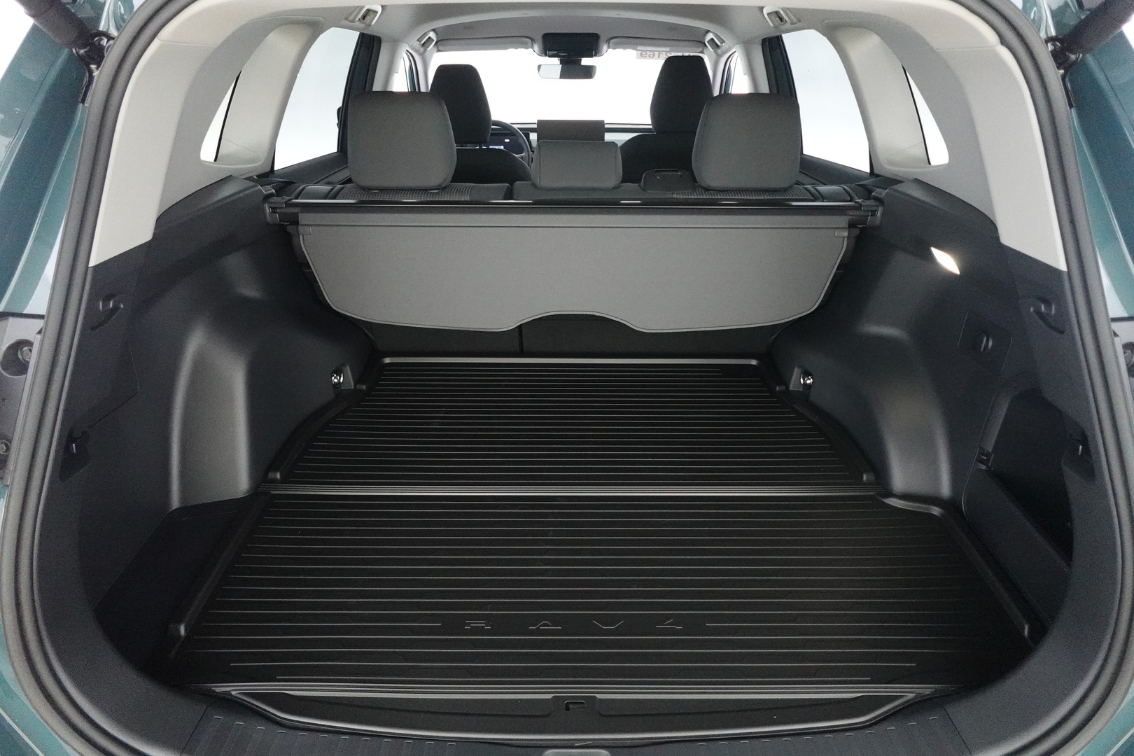TOYOTA RAV4 2026