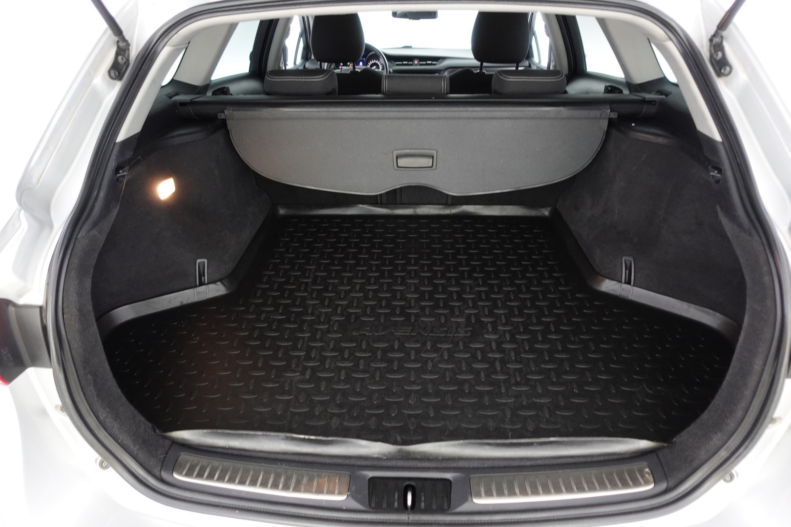 TOYOTA Avensis 2017