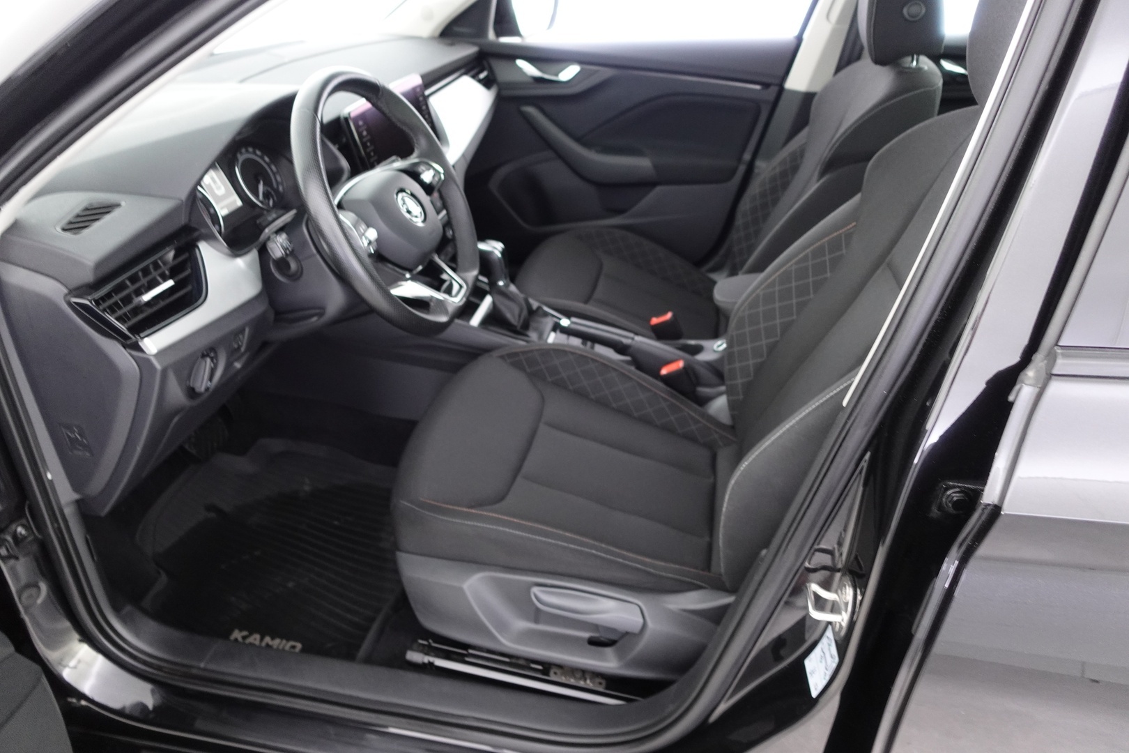SKODA Kamiq 2021