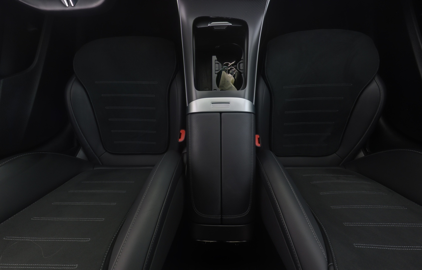 MERCEDES-BENZ C 2023