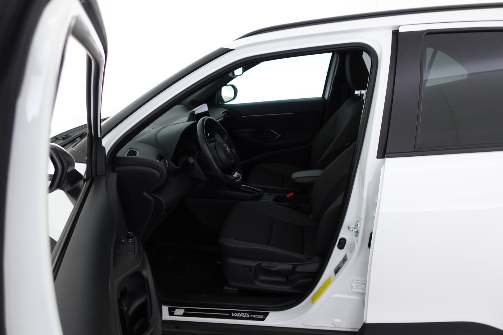 TOYOTA Yaris Cross 2025