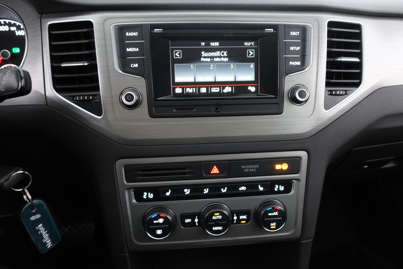 VOLKSWAGEN Golf Sportsvan 2016