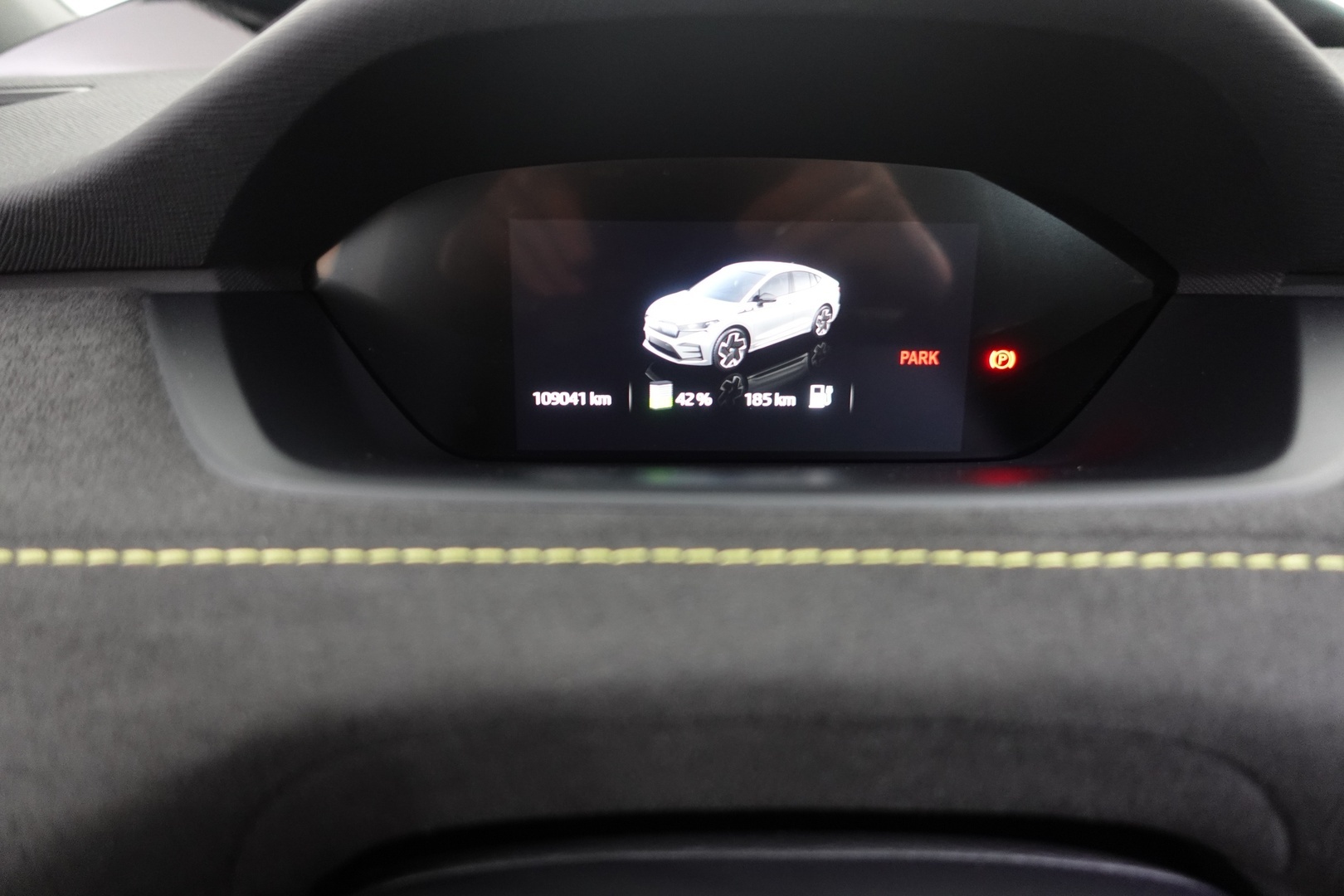 SKODA Enyaq 2022