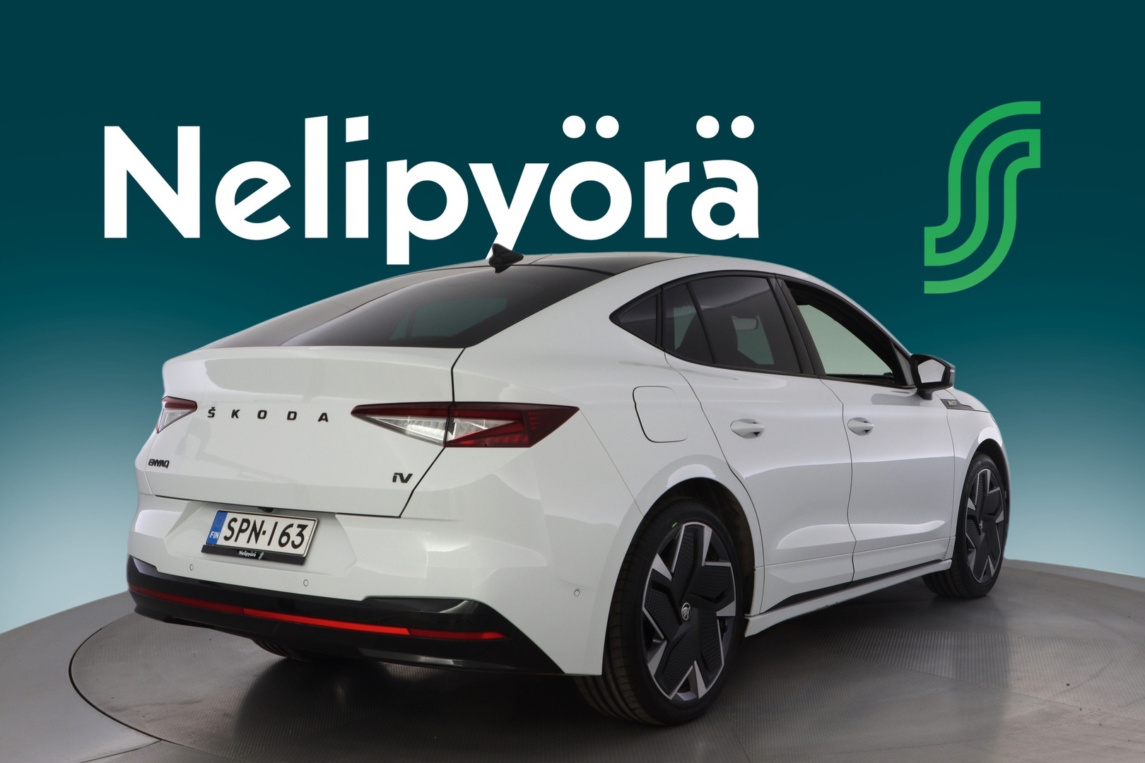 SKODA Enyaq 2022