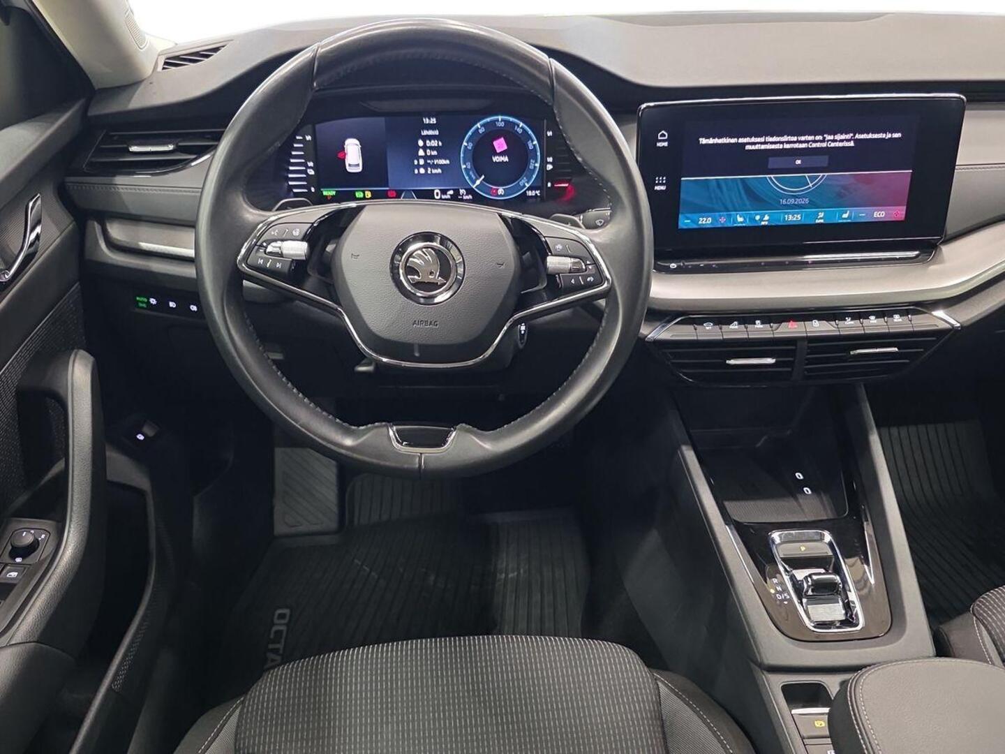 SKODA Octavia 2024