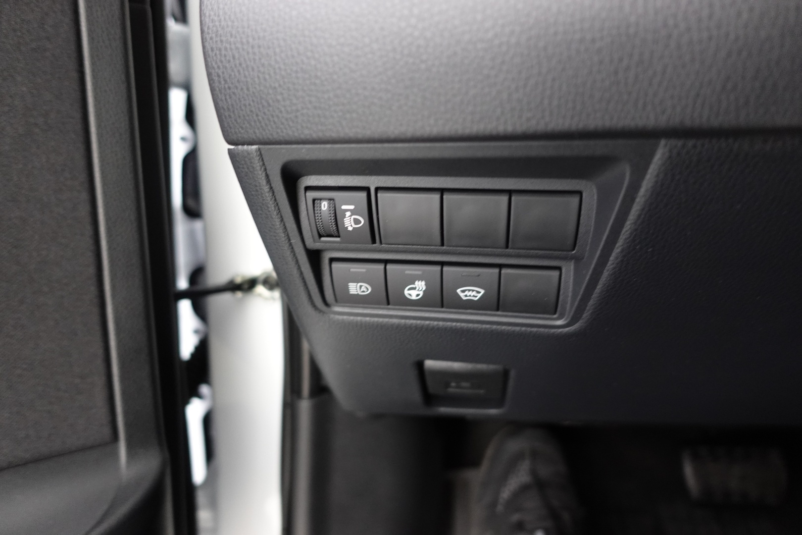 TOYOTA Yaris Cross 2025