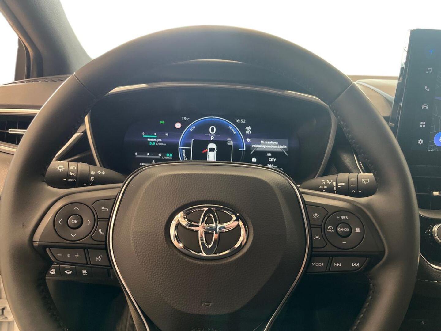 TOYOTA COROLLA 2025