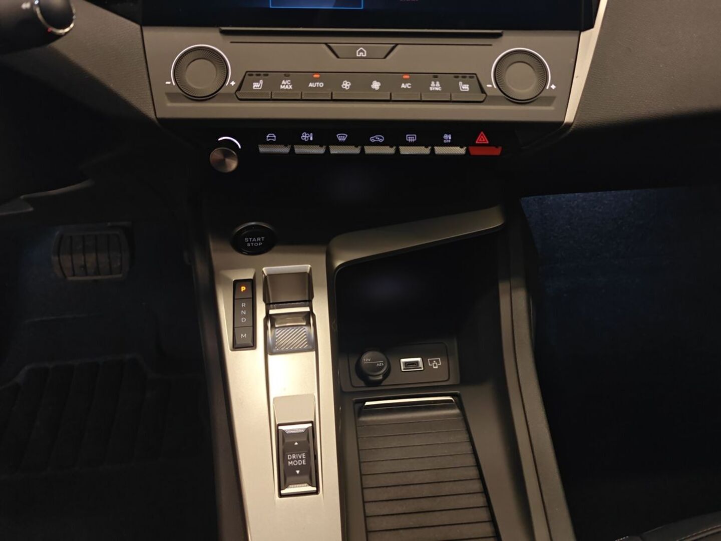 PEUGEOT 408 2026