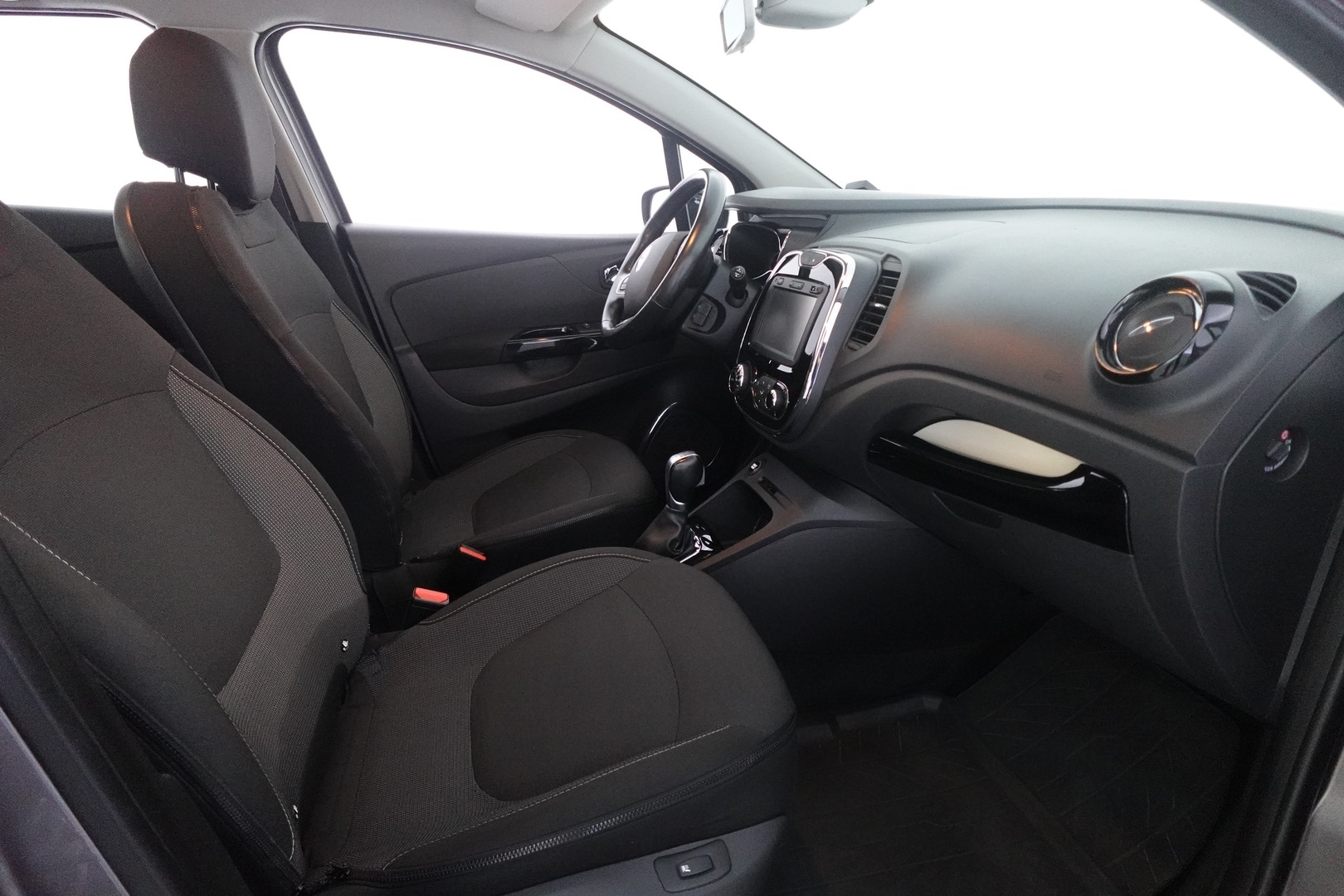 RENAULT Captur 2017