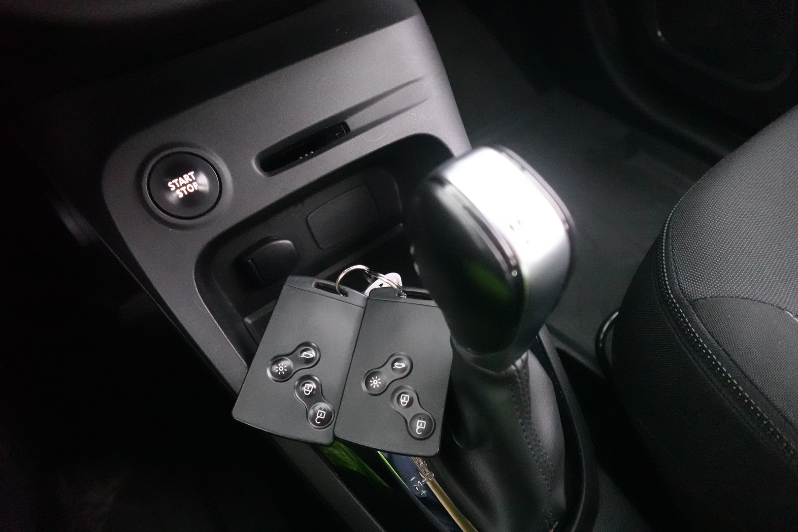 RENAULT Captur 2017