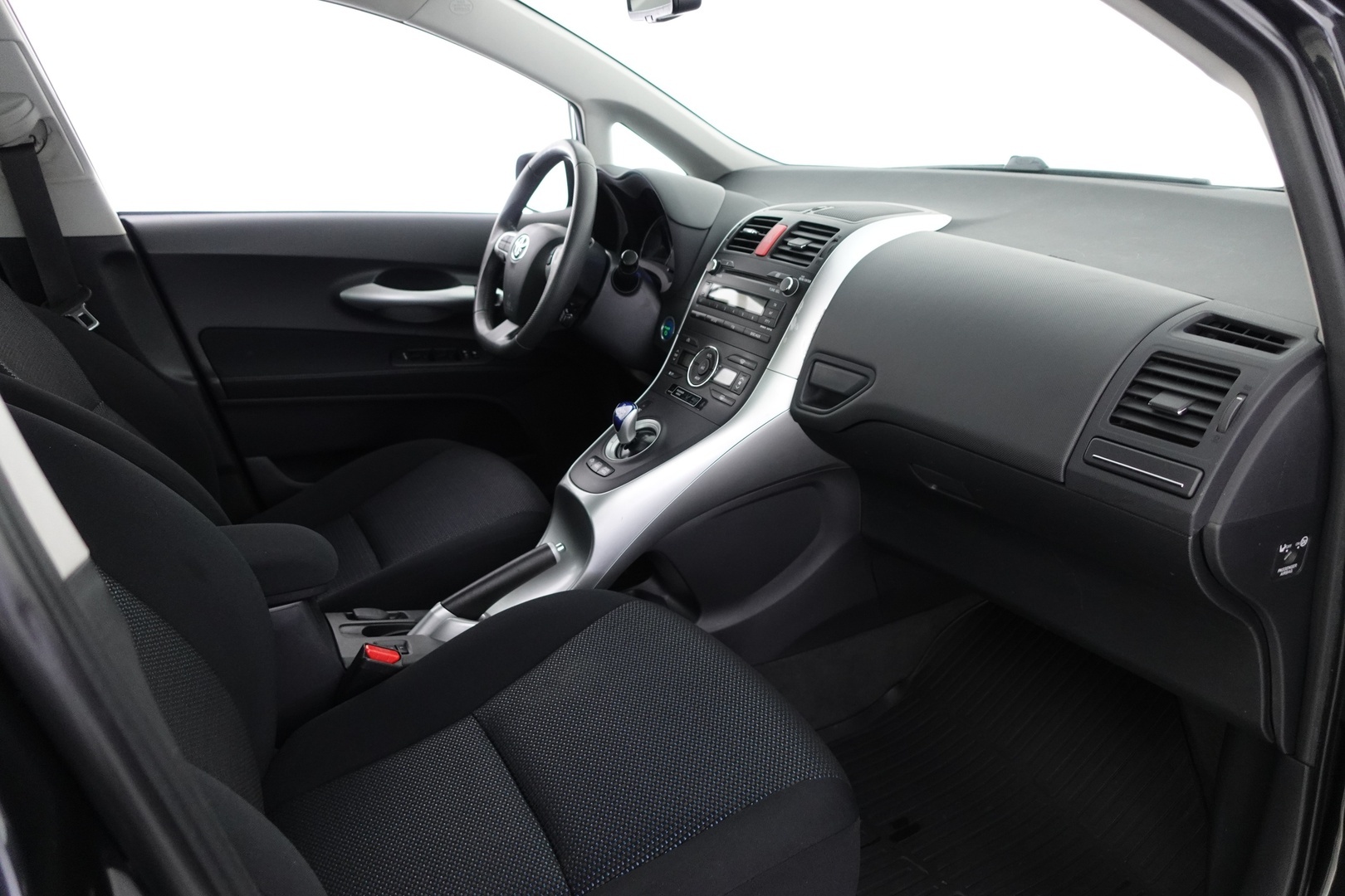 TOYOTA Auris 2010