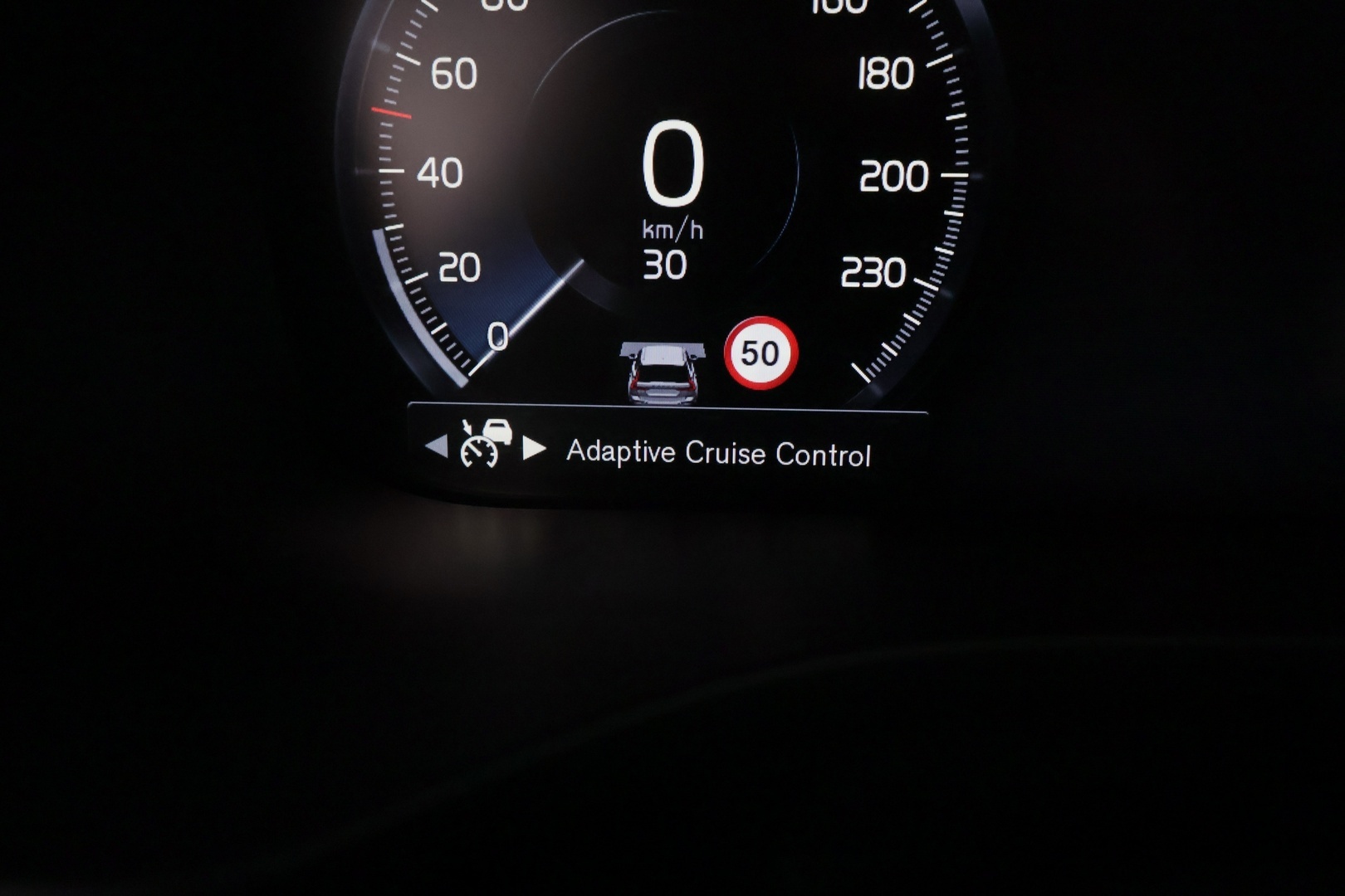 VOLVO XC60 2018