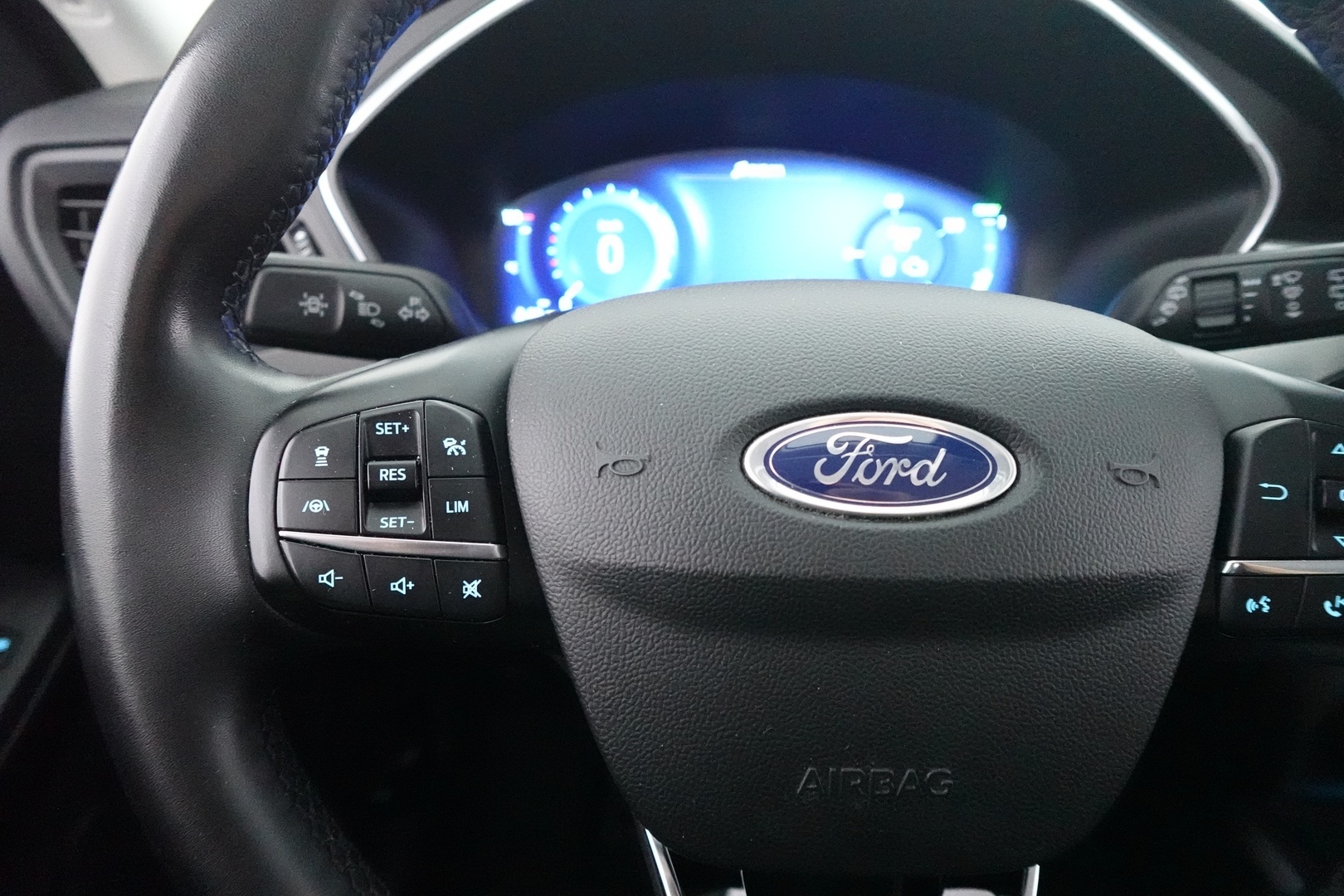 FORD Kuga 2022