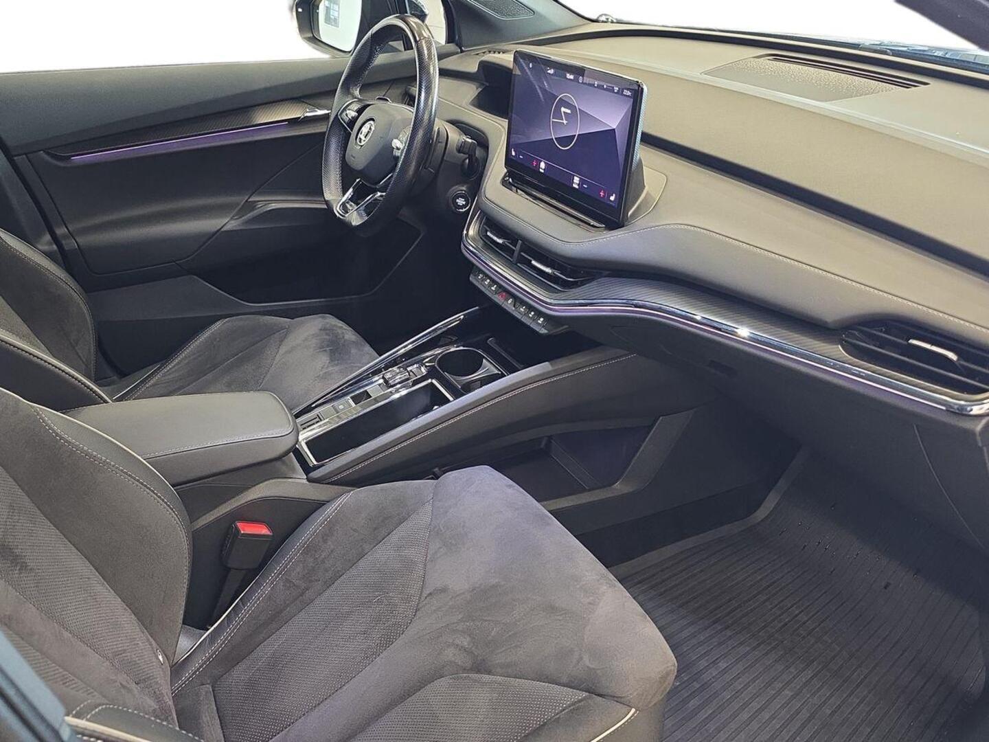 SKODA Enyaq 2022
