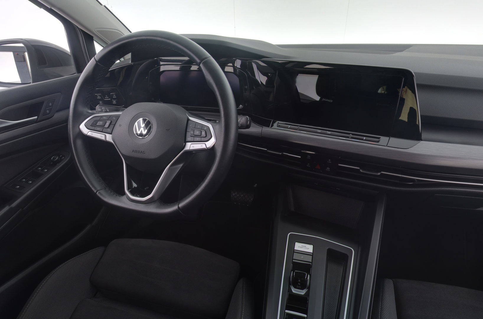 VOLKSWAGEN Golf 2020