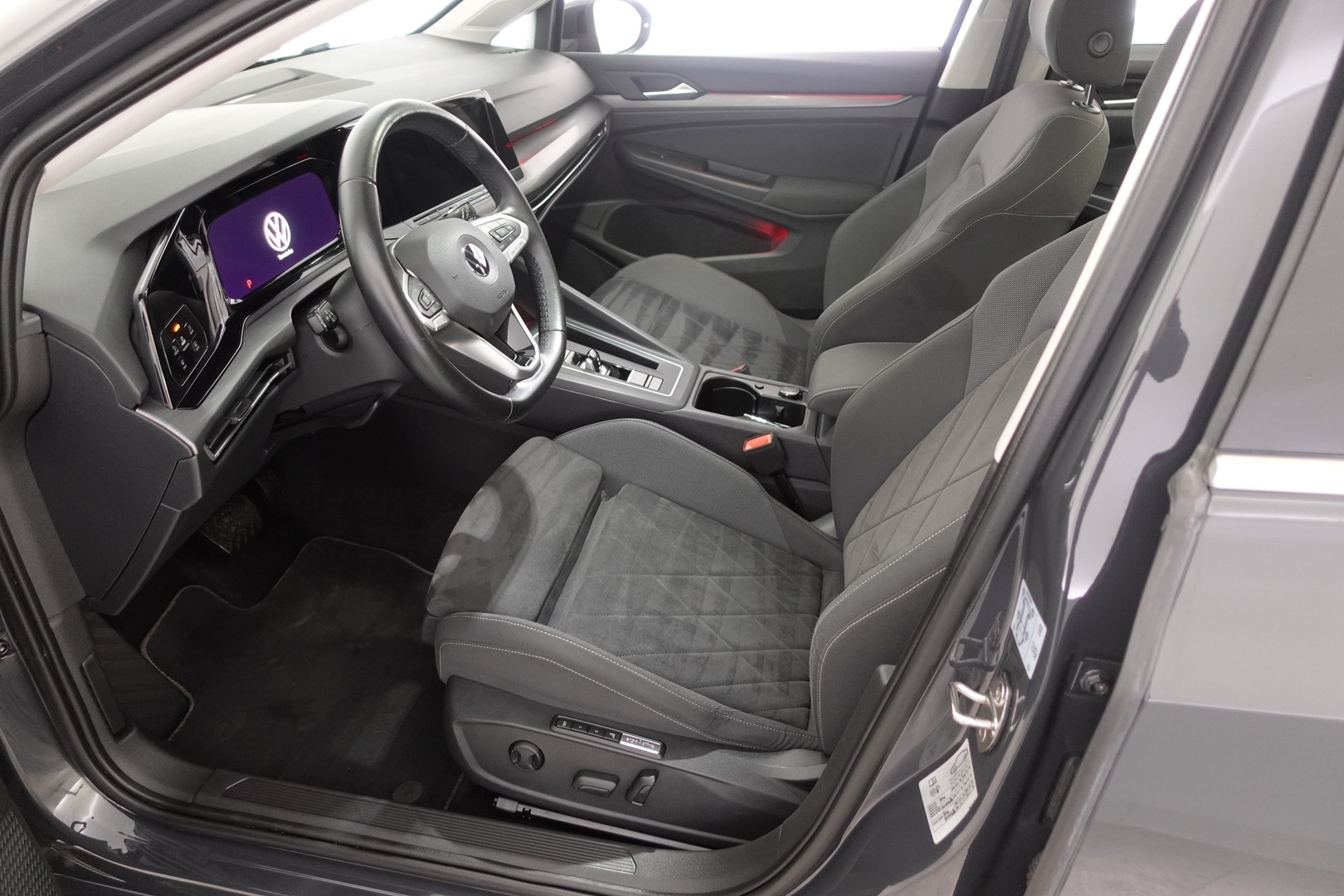 VOLKSWAGEN Golf 2020