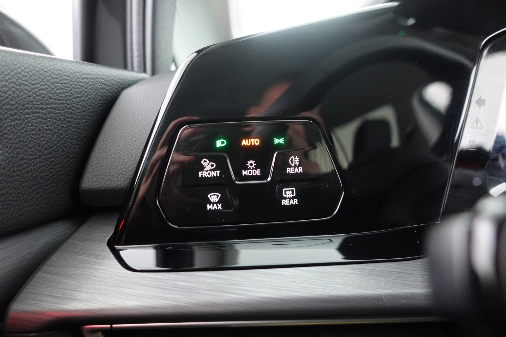 VOLKSWAGEN Golf 2020