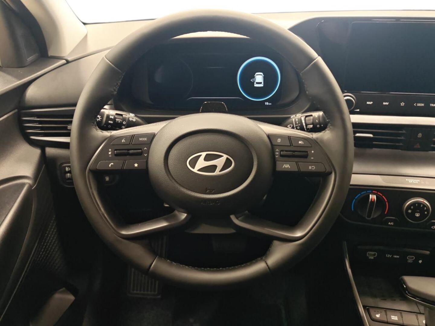HYUNDAI i20 Hatchback 12
