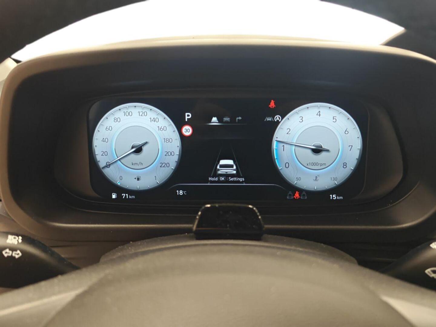 HYUNDAI i20 Hatchback 13