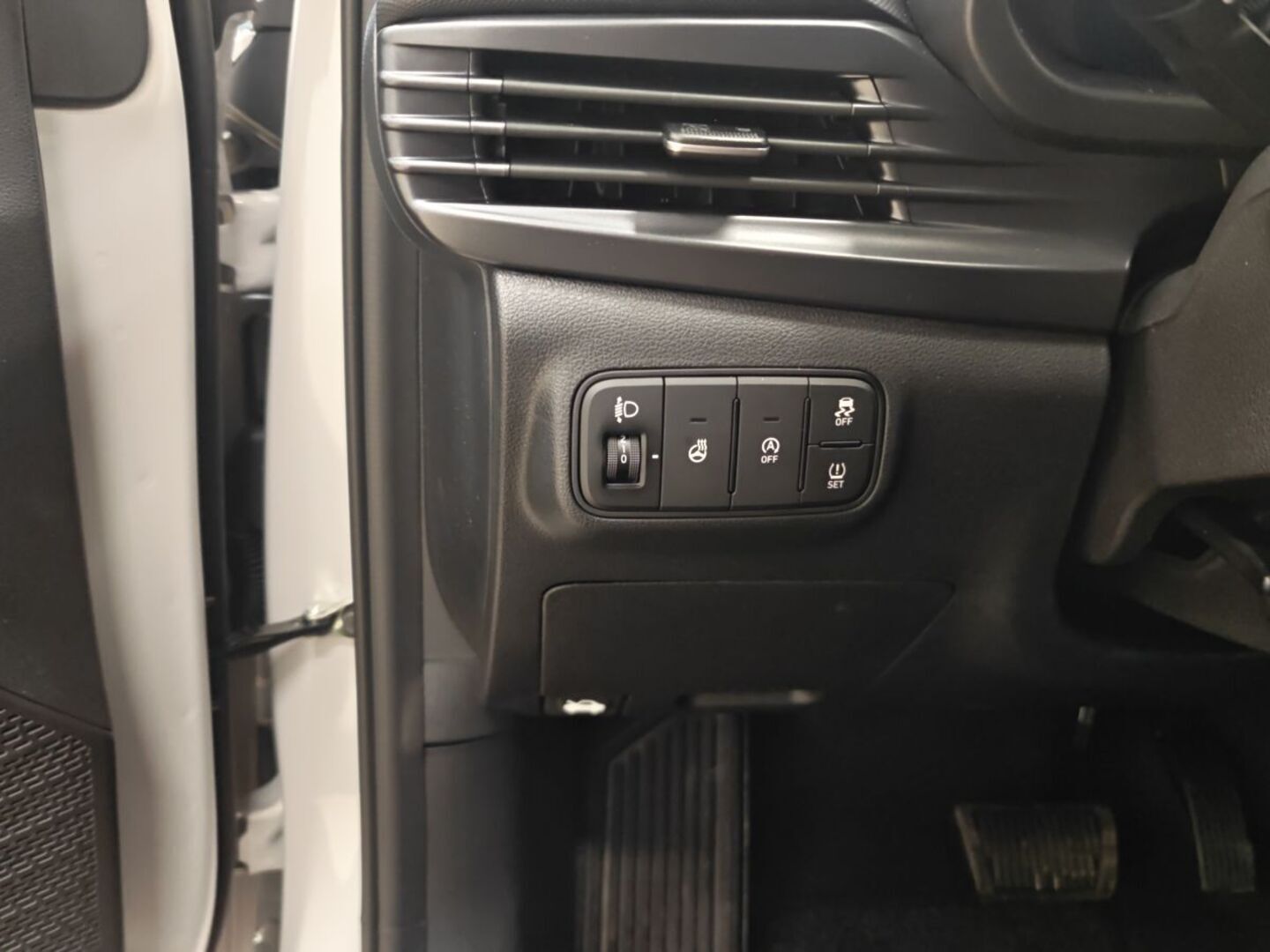 HYUNDAI i20 Hatchback 20