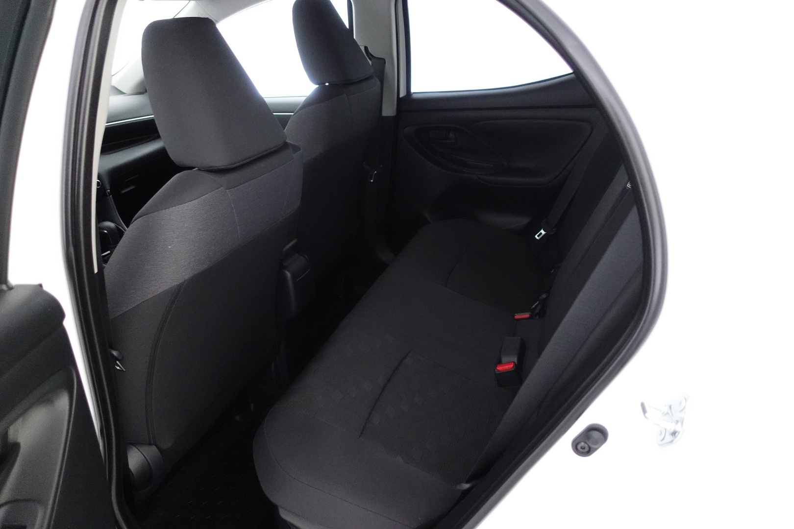 TOYOTA YARIS 2025