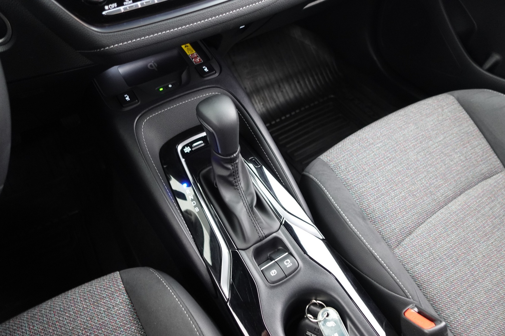 TOYOTA COROLLA 2025