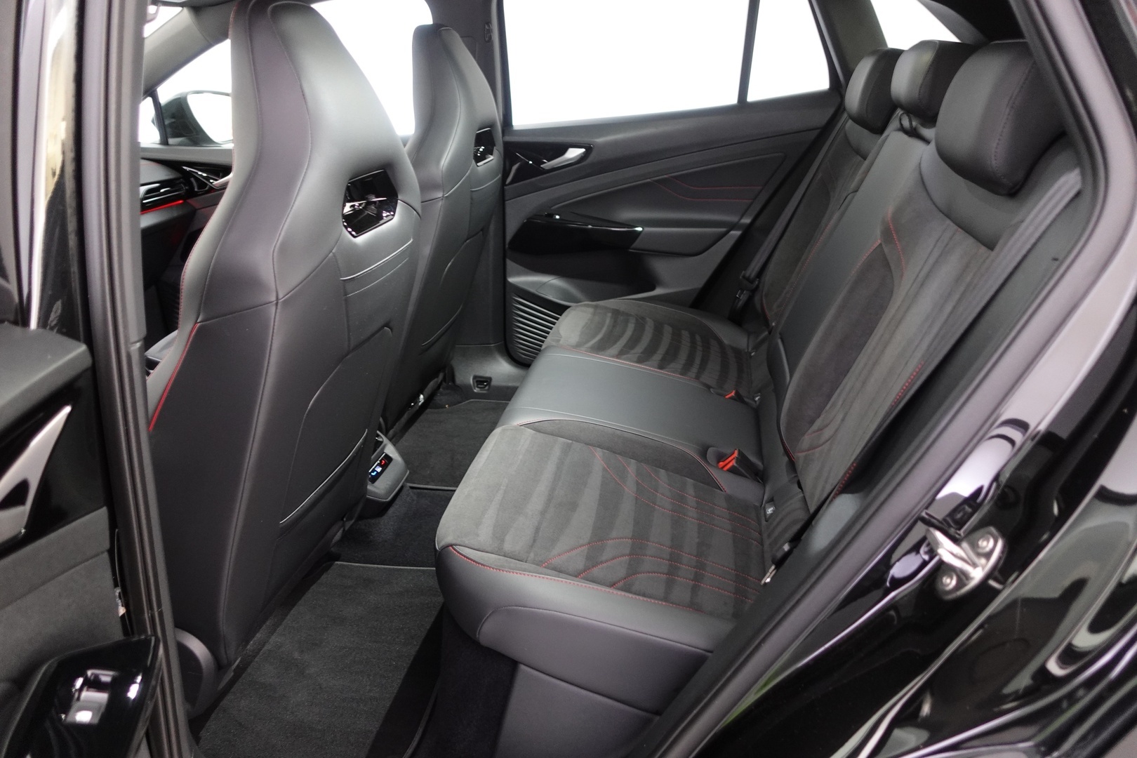 VOLKSWAGEN ID.4 2023