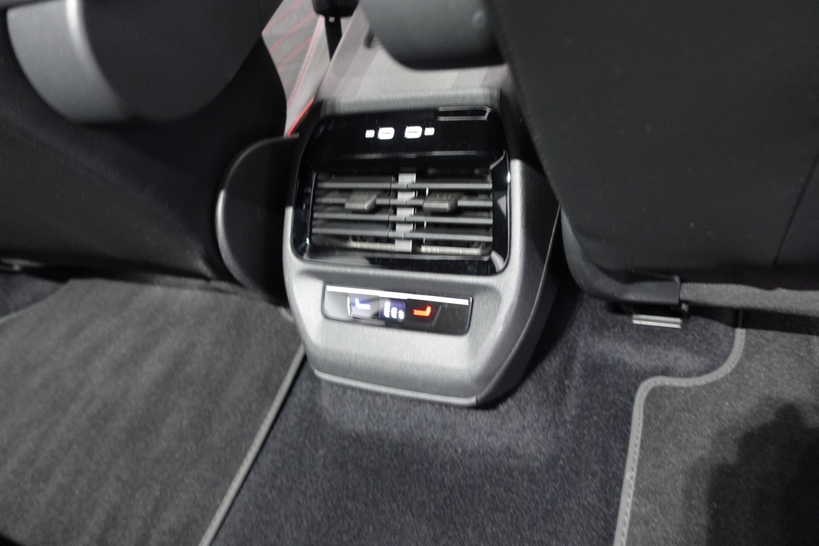 VOLKSWAGEN ID.4 2023