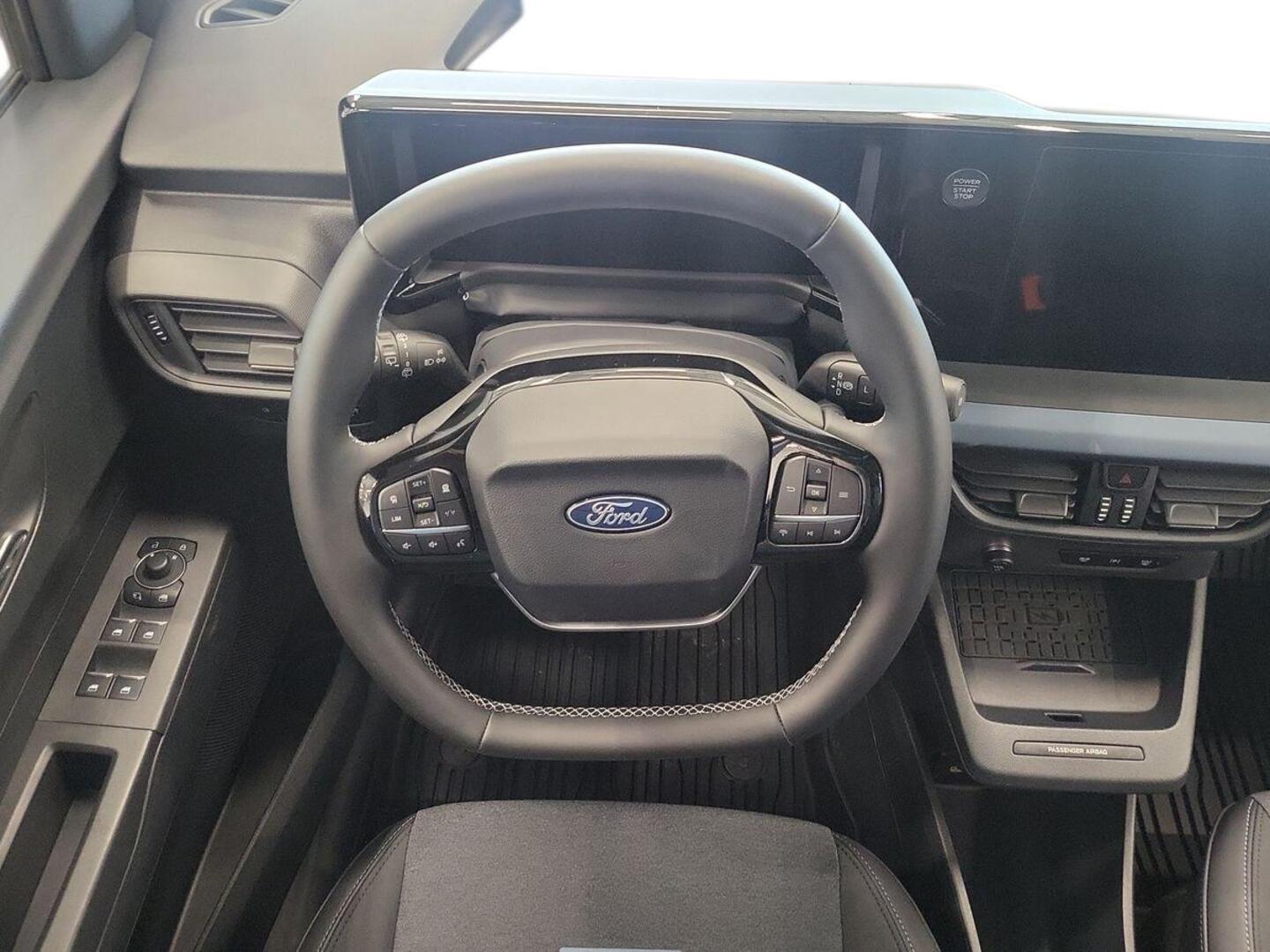 FORD TOURNEO COURIER 12