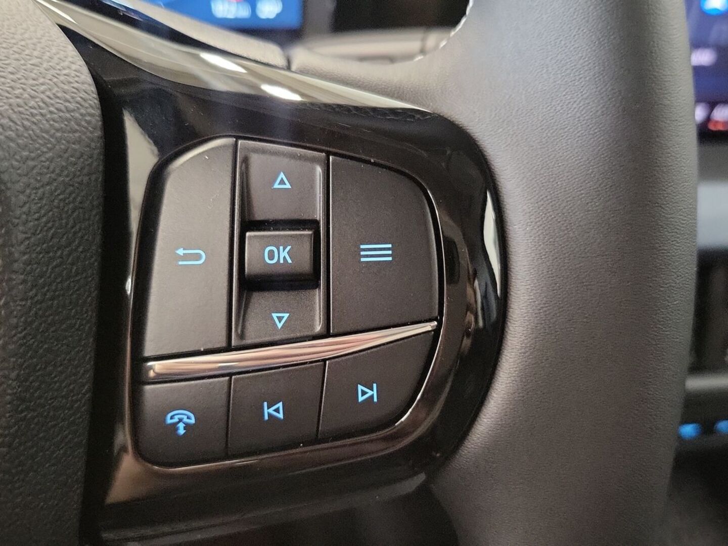 FORD TOURNEO COURIER 19