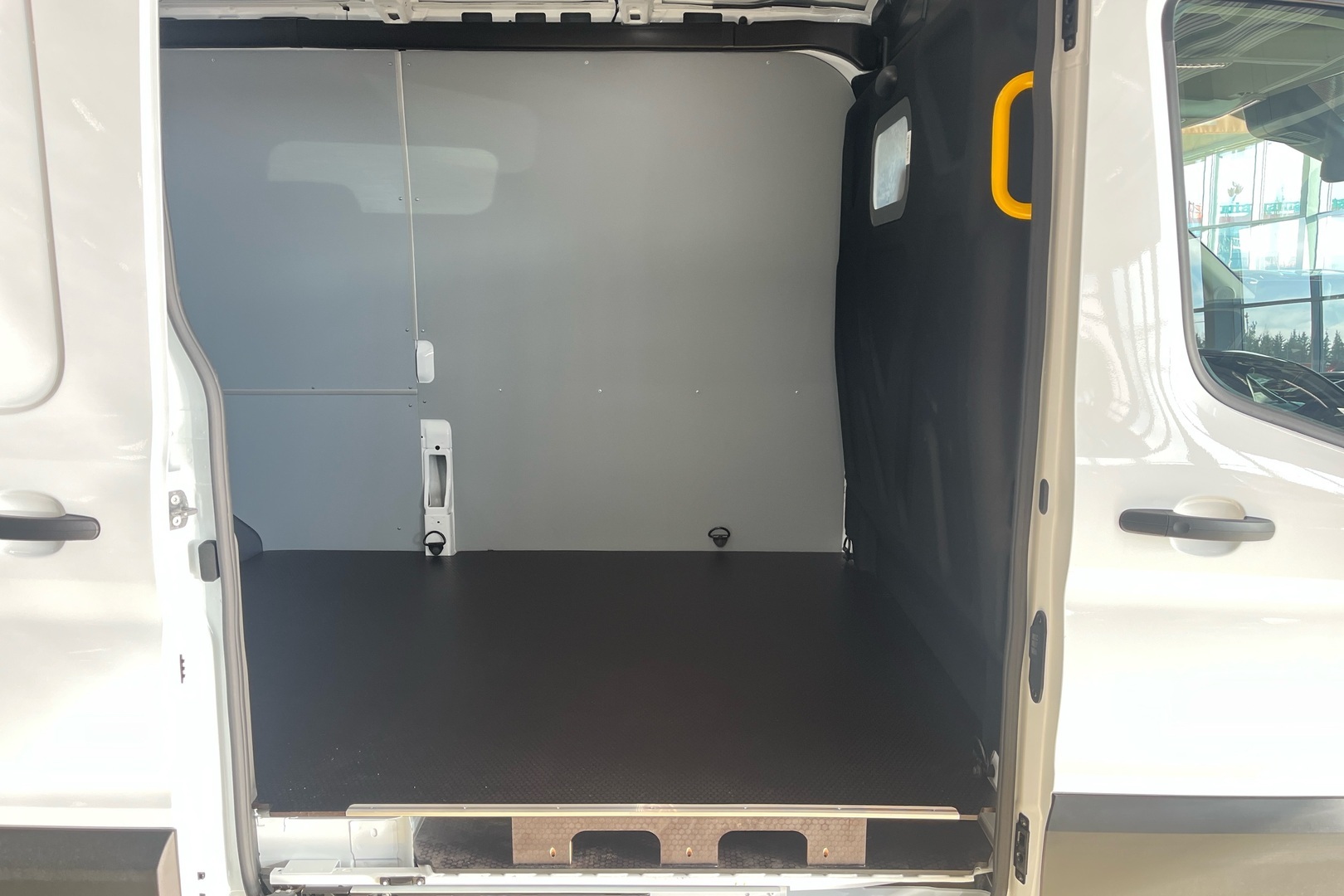 FORD TRANSIT 2025