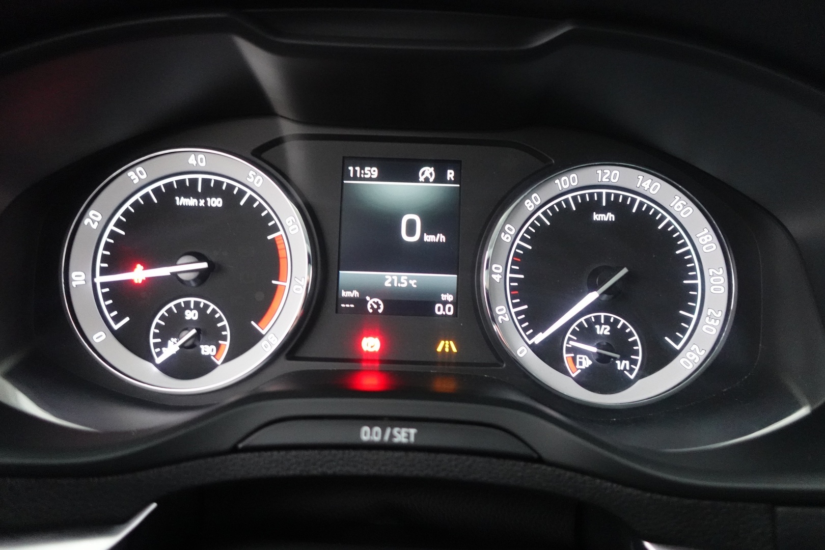 SKODA Karoq 2019