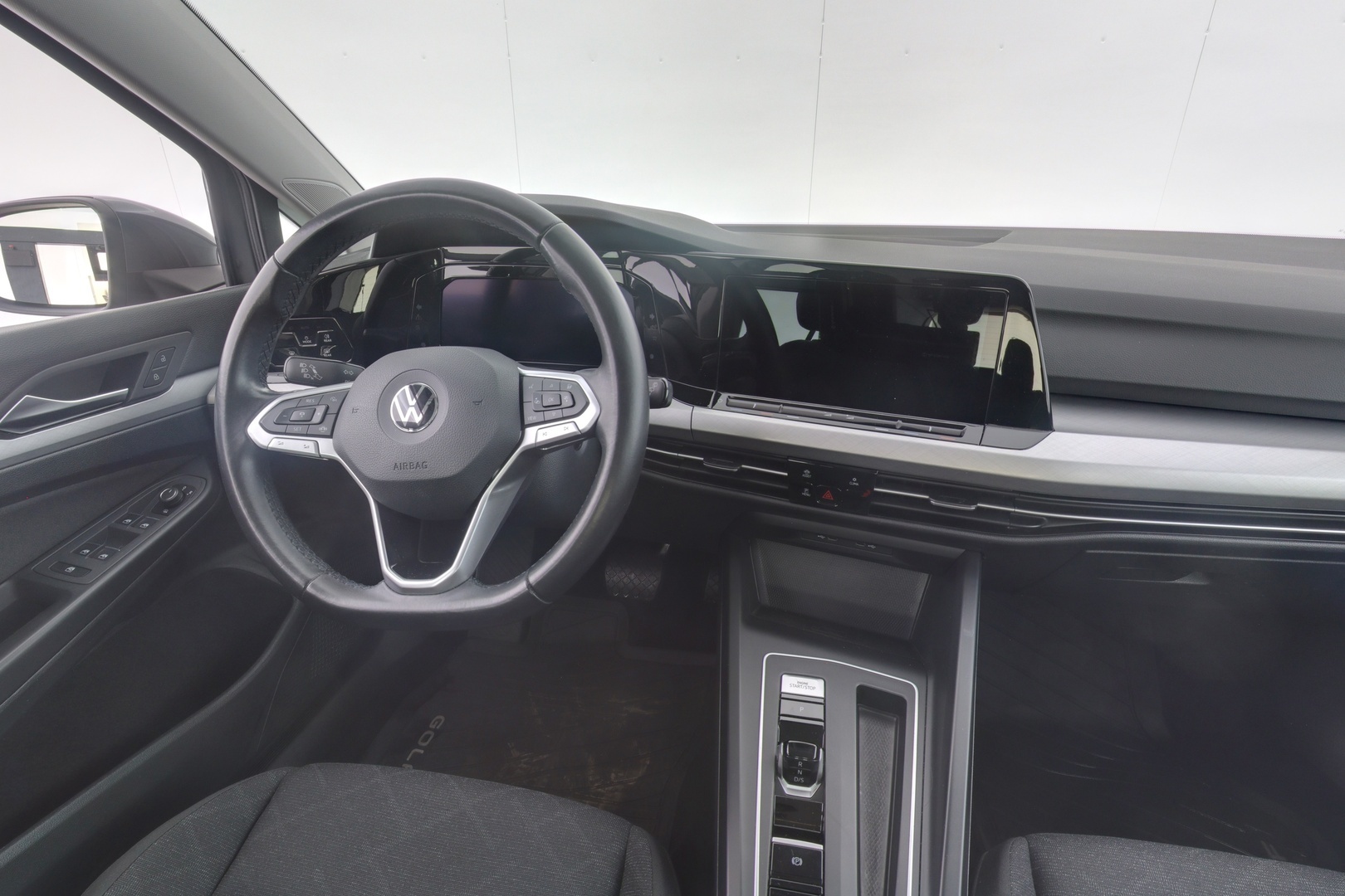 VOLKSWAGEN Golf 2020