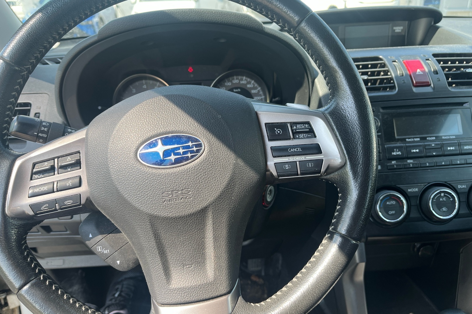 SUBARU Forester 2014
