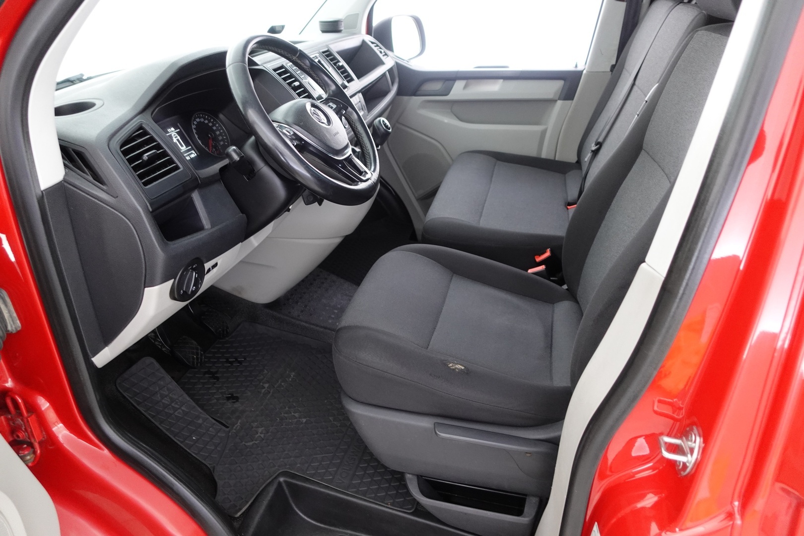 VOLKSWAGEN Transporter 2018