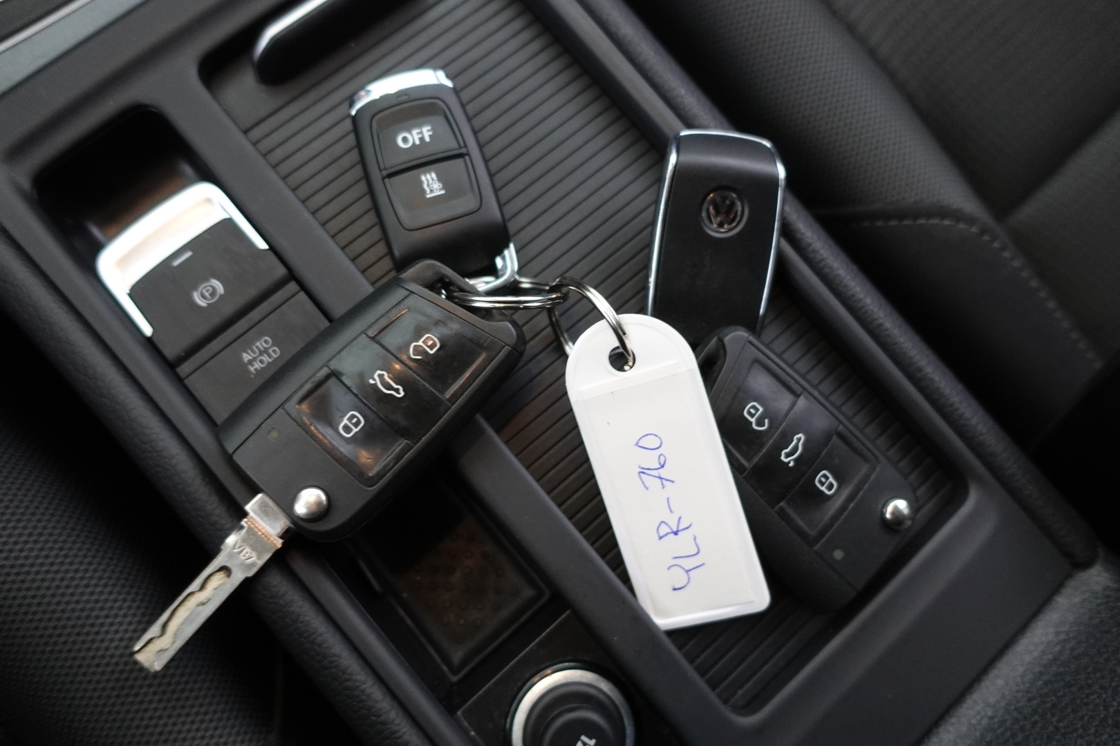 VOLKSWAGEN Golf 2020