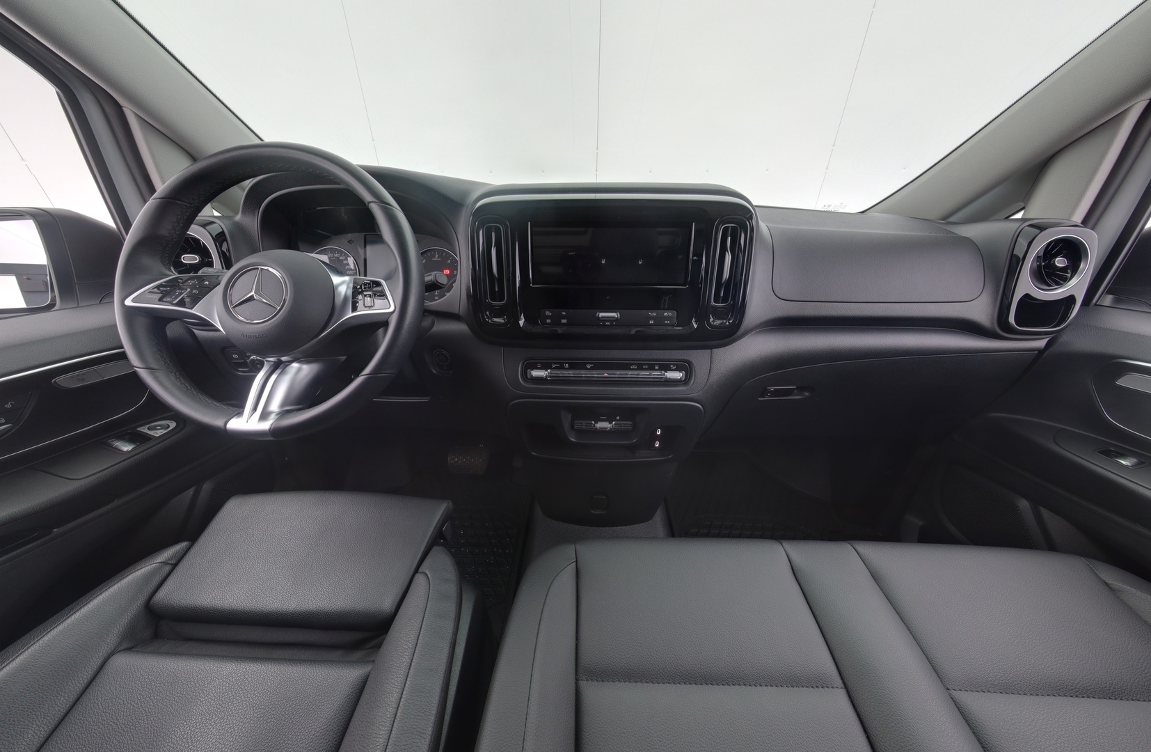 MERCEDES-BENZ Vito 2024