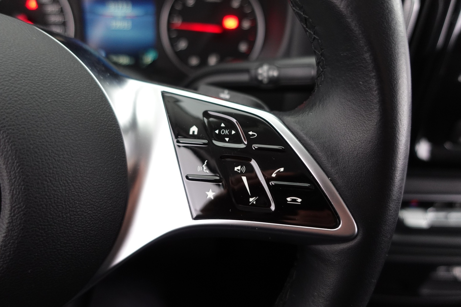 MERCEDES-BENZ Vito 2024