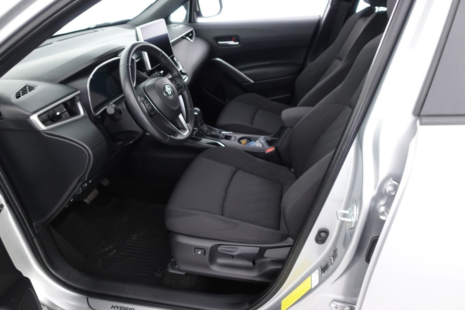 TOYOTA Corolla Cross 2023