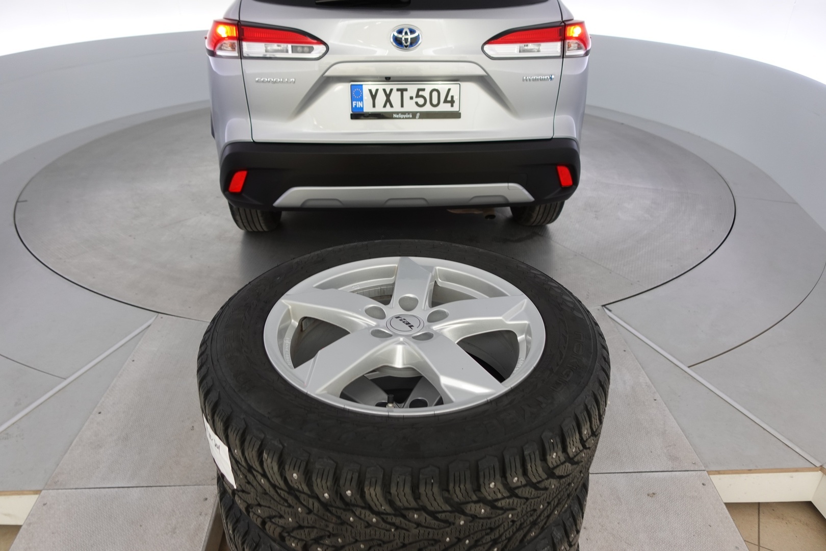 TOYOTA Corolla Cross 2023