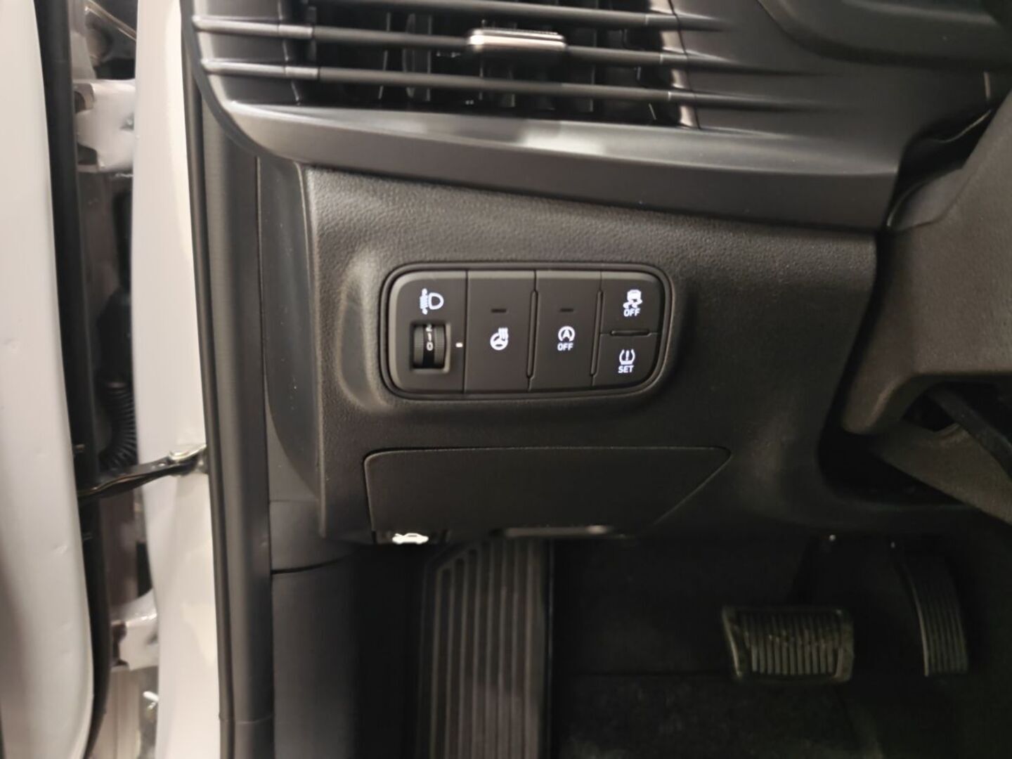 HYUNDAI i20 Hatchback 19