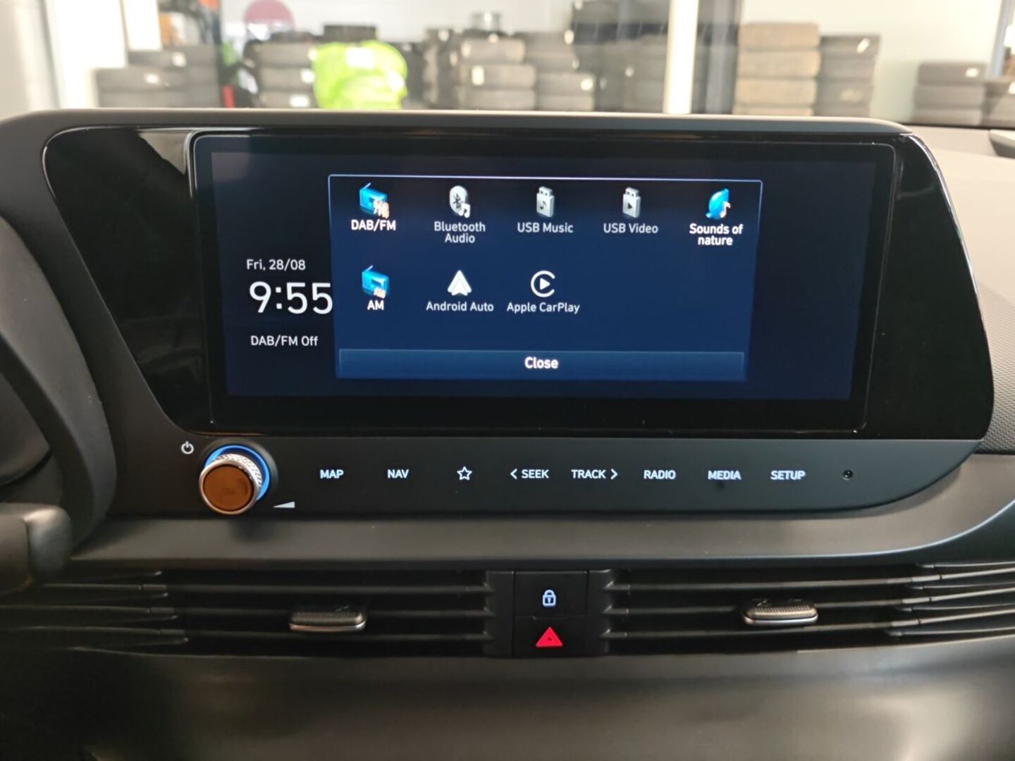 HYUNDAI i20 Hatchback 17