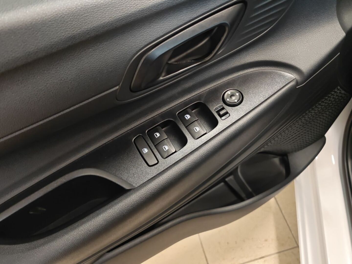 HYUNDAI i20 Hatchback 23