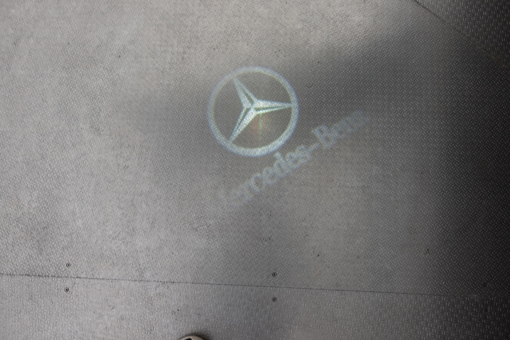 MERCEDES-BENZ C 2018