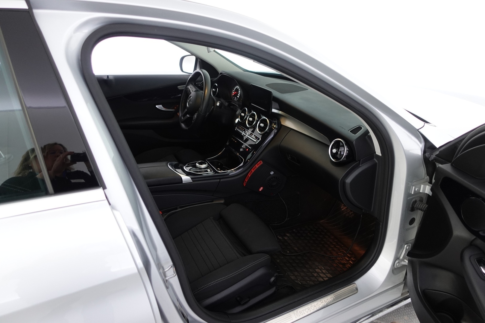 MERCEDES-BENZ C 2018