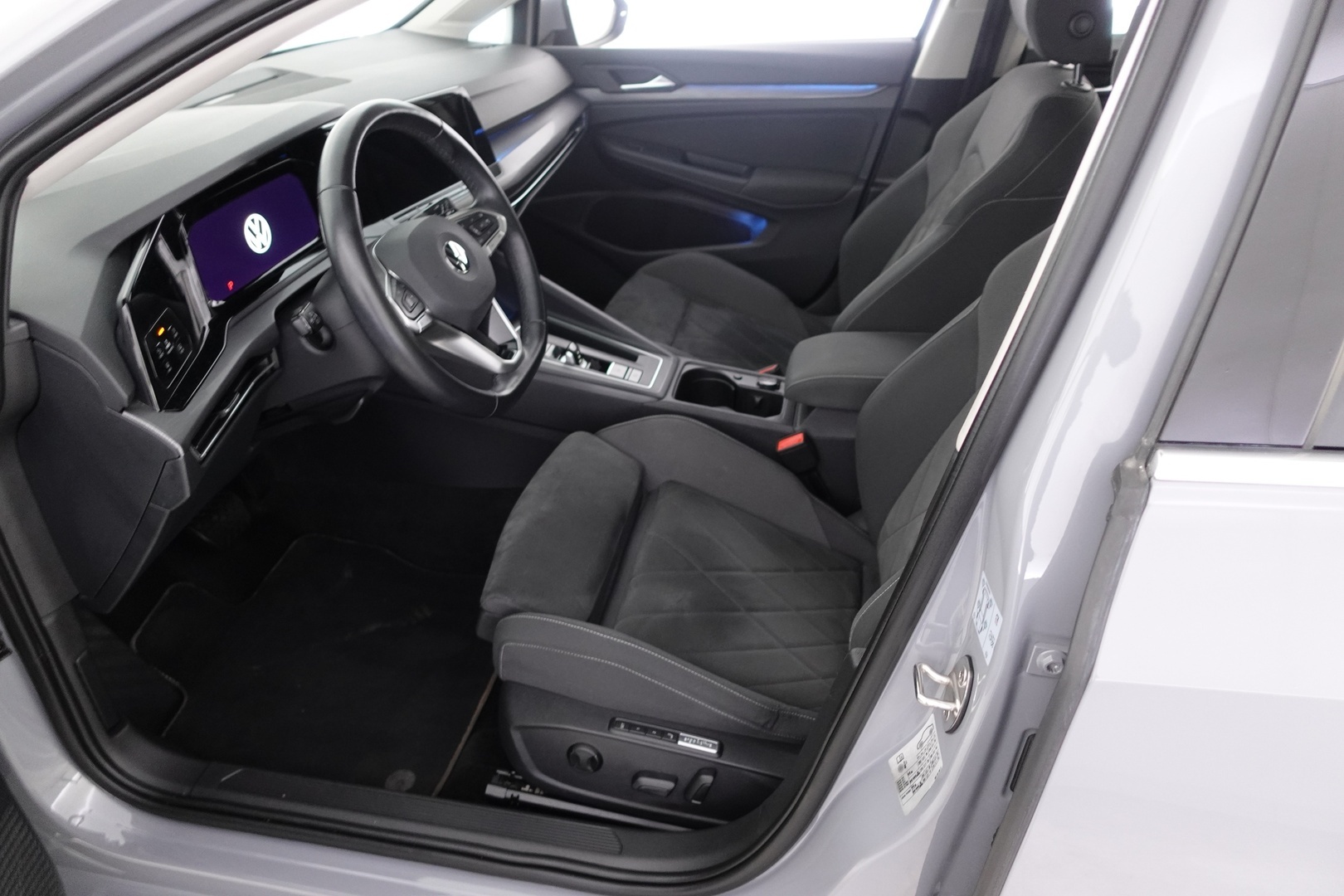 VOLKSWAGEN Golf 2020