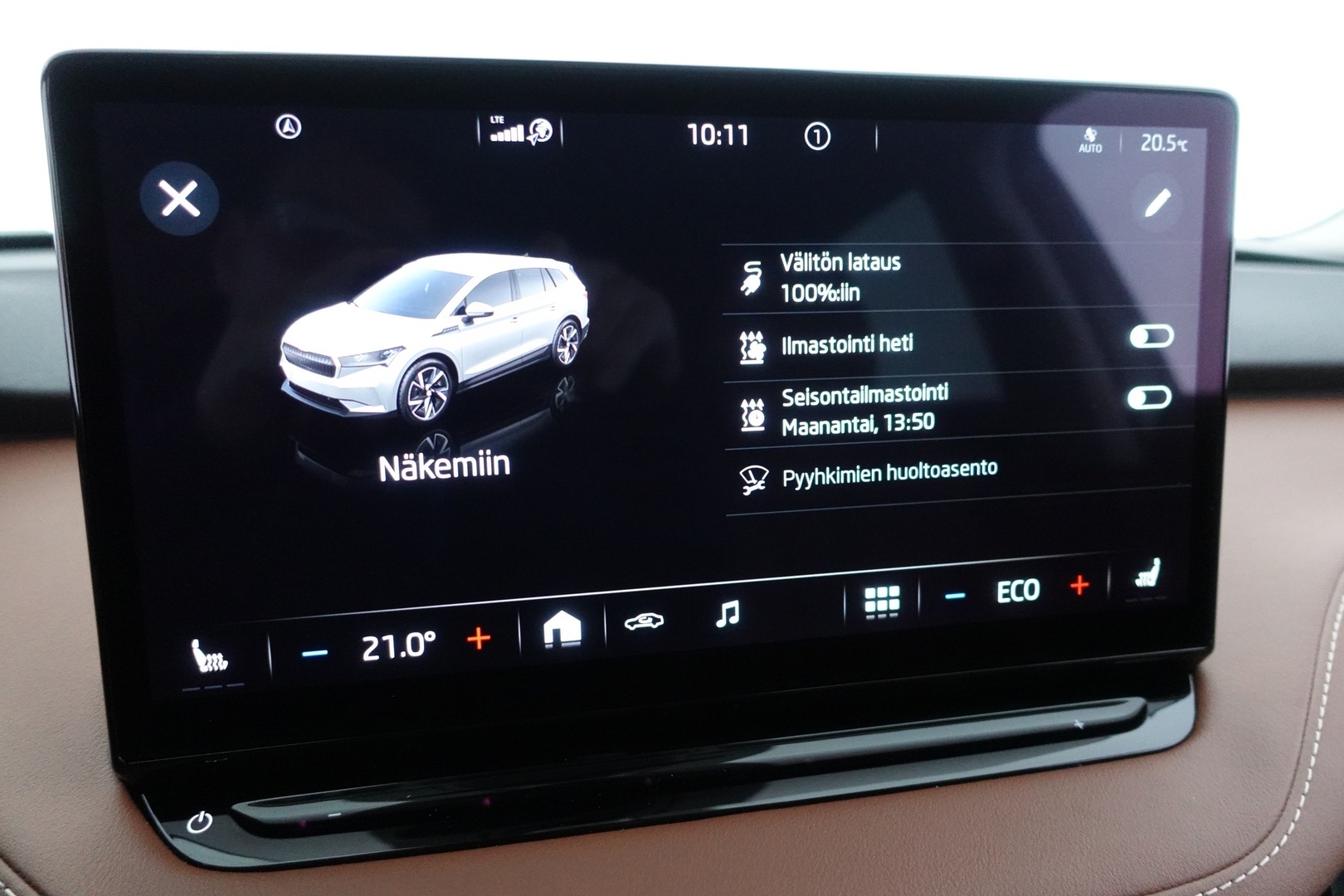 SKODA Enyaq 2022