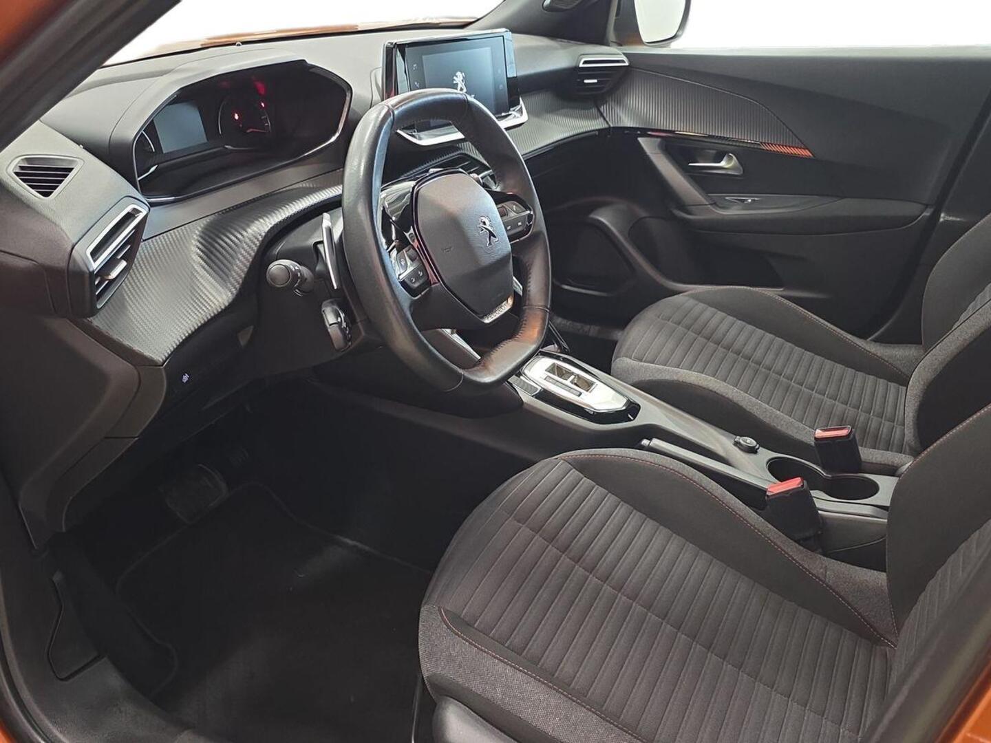 PEUGEOT 2008 2023