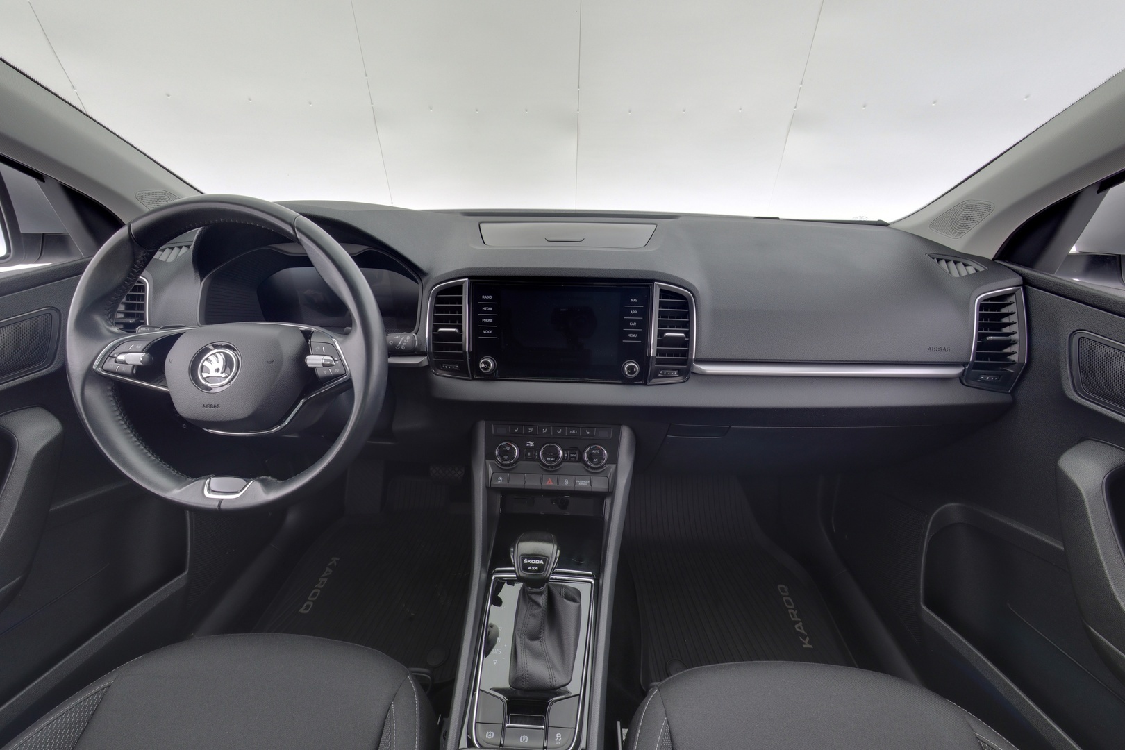 SKODA Karoq 2023